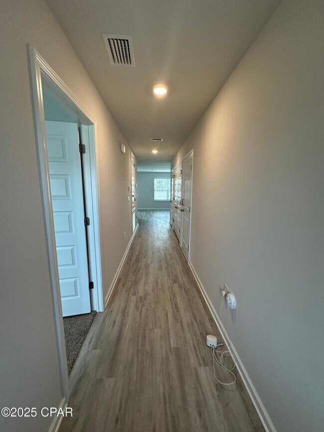 Building Photo - 6636 Slabinski Ln