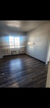 Building Photo - 316 S Pioneer Way