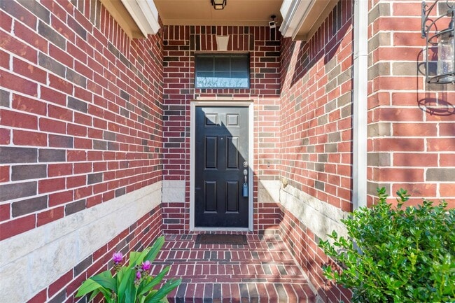 Foto del edificio - 5531 Drumlin Field Way