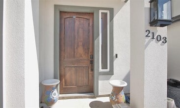 Building Photo - 2103 Pueblito Dr