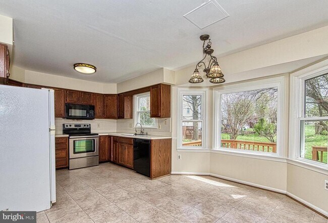 Foto del edificio - 2205 Cedar Mill Ct