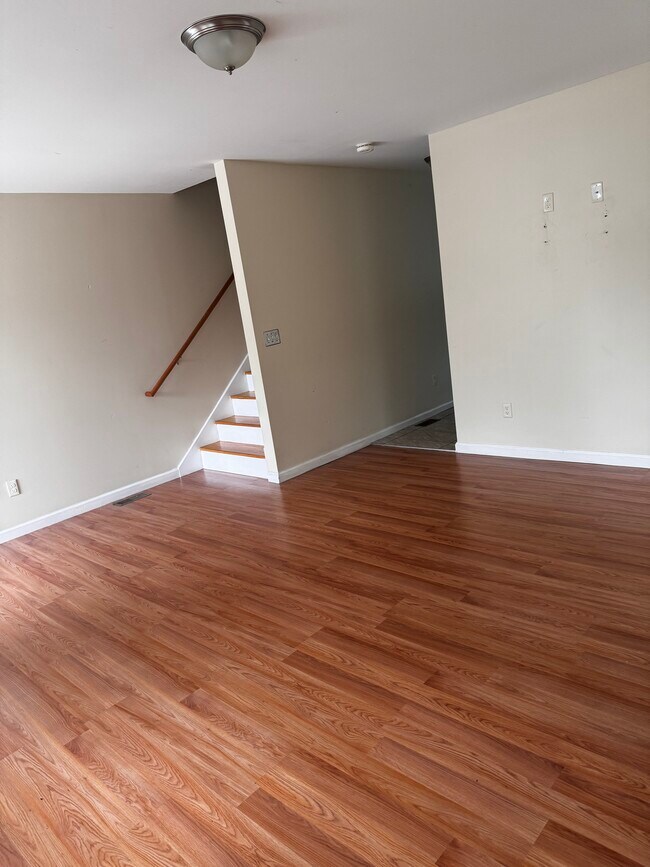Living Room - 96 Manhattan St