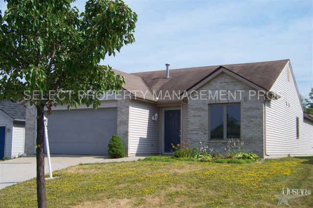 Foto principal - 1723 Versailles Village Pl