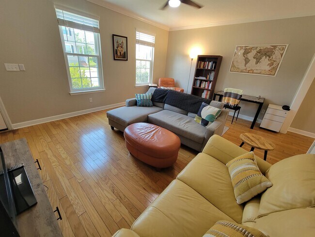 Foto del edificio - 4075 Colleton Ct