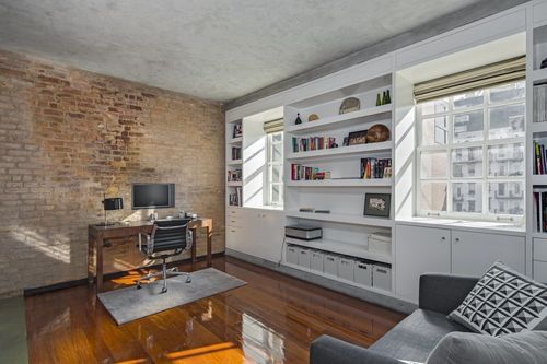 Primary Photo - 464 W 20th St