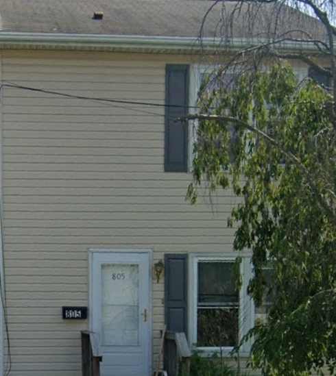 Foto principal - 805 S Front St