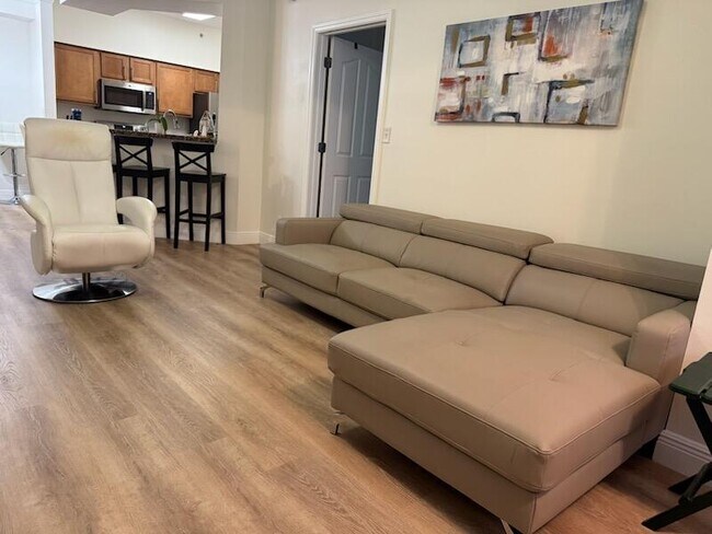 Foto del edificio - 9873 Baywinds Blvd