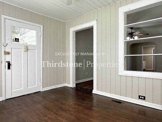 Building Photo - 2406 Lamee Ave, Jacksonville, FL 32207