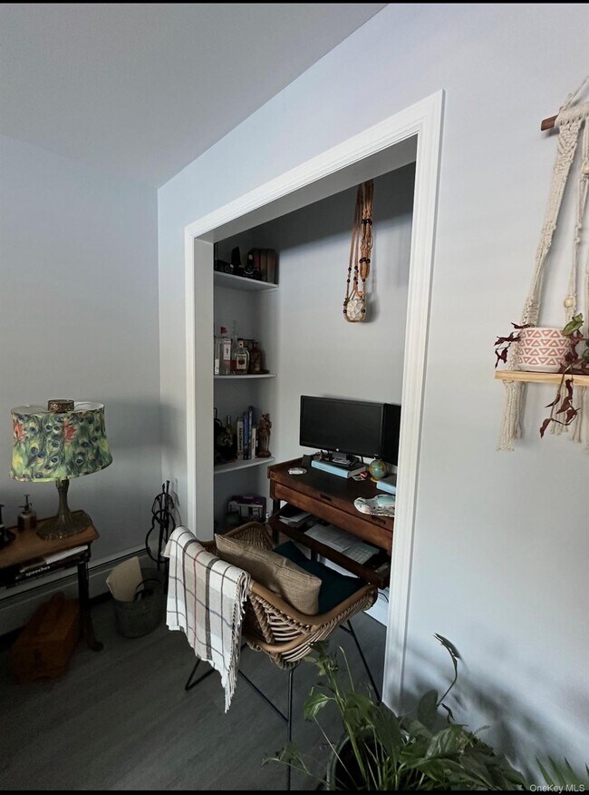 Building Photo - 119 Miramar Ave