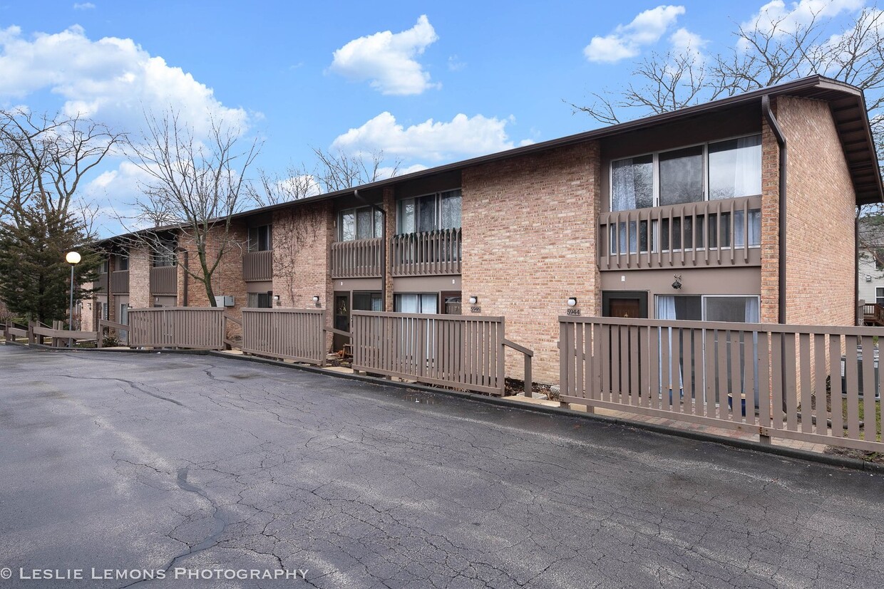 5944 Meadow Dr Unit 5944, Lisle, IL 60532 - Condo for Rent in Lisle, IL ...