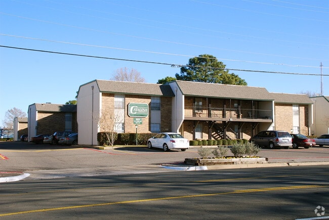 Building Photo - Catalina Arlington