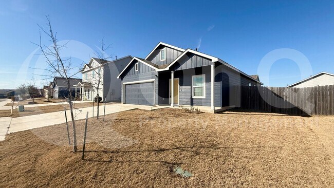 Building Photo - 1112 Rio Frio Ln