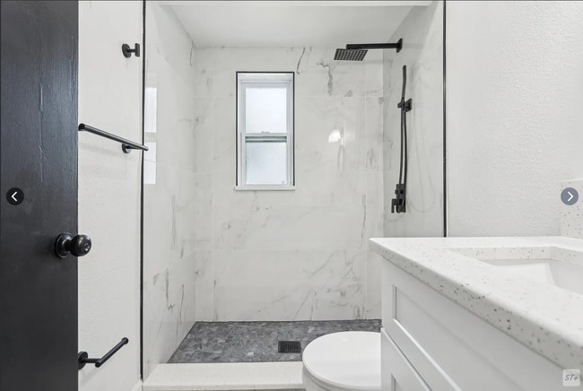 Foto del edificio - 1103 E South St