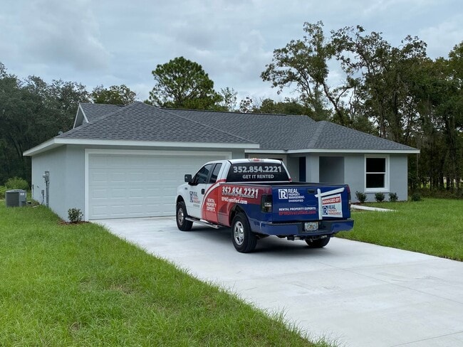 Building Photo - Beautiful Home in Marion Oaks- 3/2/2 **WON"T LAST**