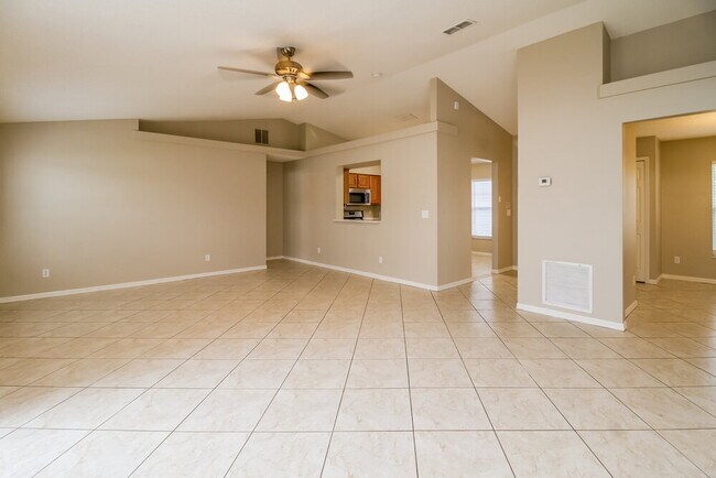 Foto del edificio - 12041 Goldenstar Ln