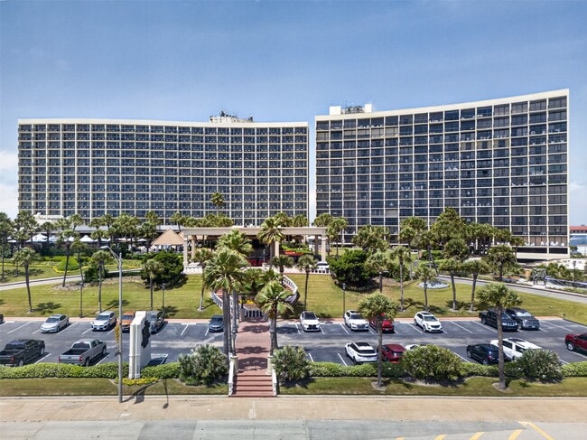 Building Photo - 5220 Seawall Blvd