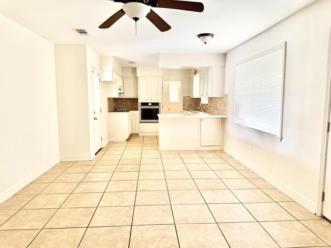 Photo - 9776 Yellowstone Ave (Baton Rouge, LA) House