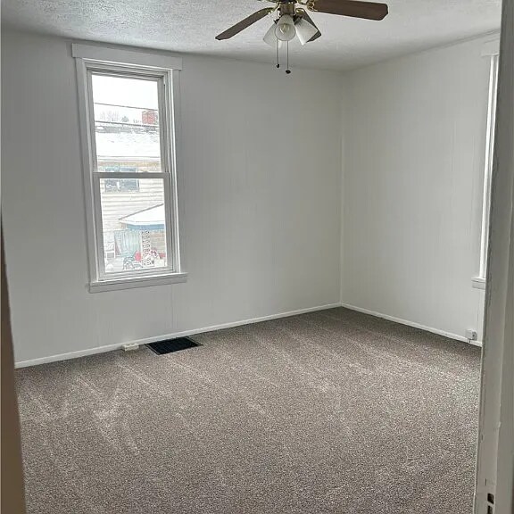 Foto del edificio - 126 Grandview Ave
