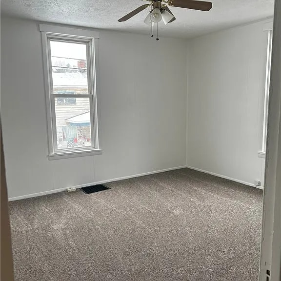 Building Photo - 126 Grandview Ave