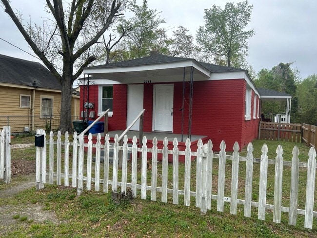 Building Photo - 2248 Ervin St