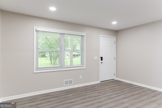 Foto del edificio - 4771 Baron Rd