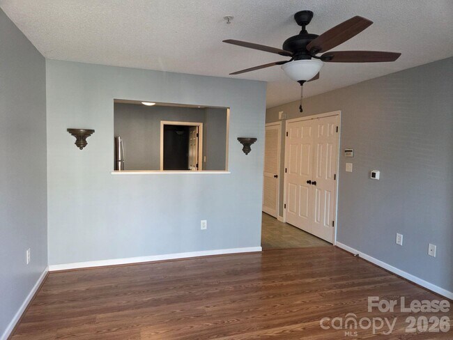 Foto del edificio - 118 Steam Engine Dr