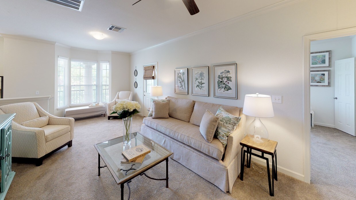 Photo - Highland Club Apartments