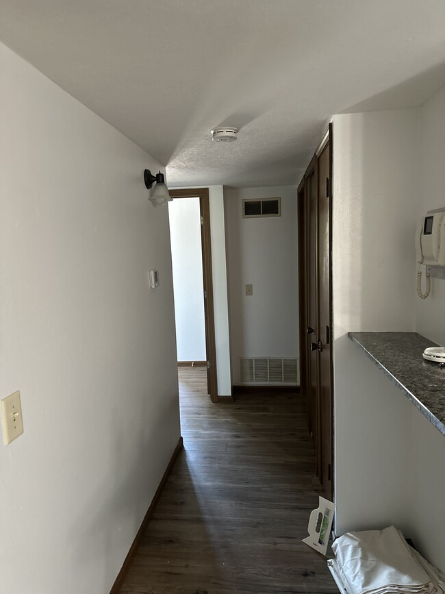 Foto del edificio - 5713 Tibaron Ln