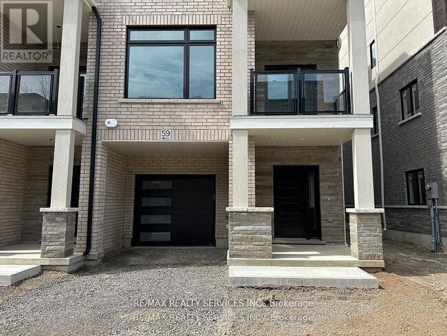 Building Photo - 294 Vine St