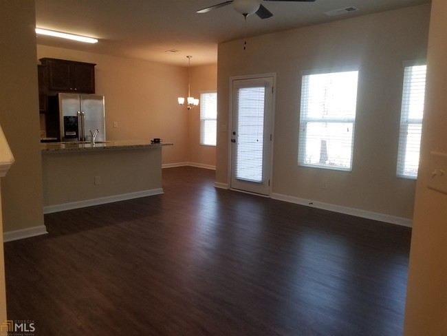 Building Photo - 4895 Clarkstone Dr
