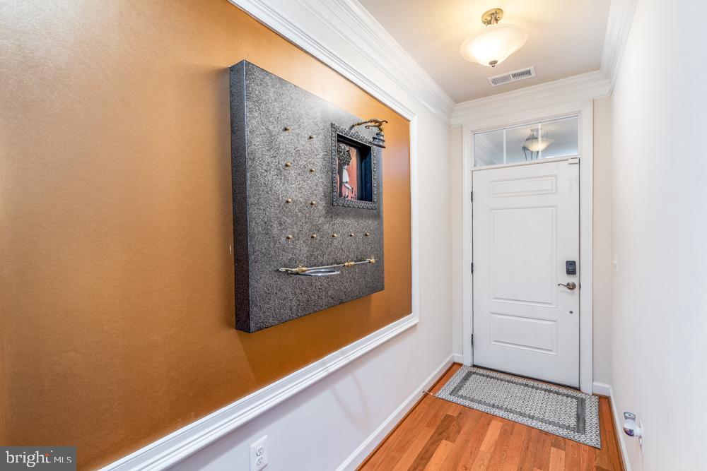 Primary Photo - 7998 Turtle Creek Cir