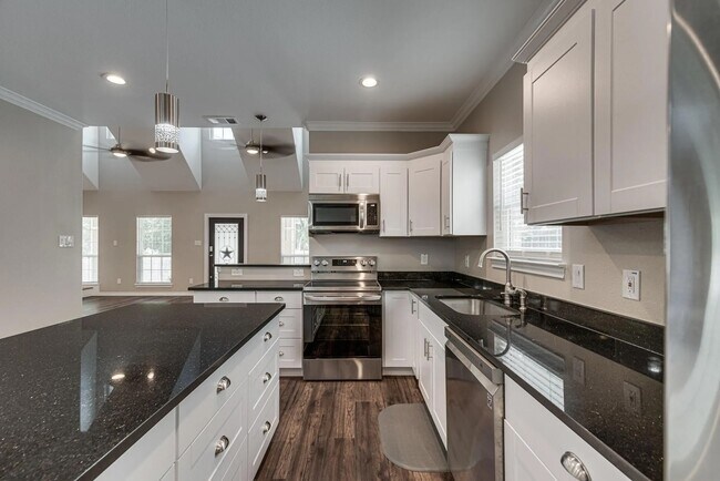 Kitchen 2 - 109 McClain St