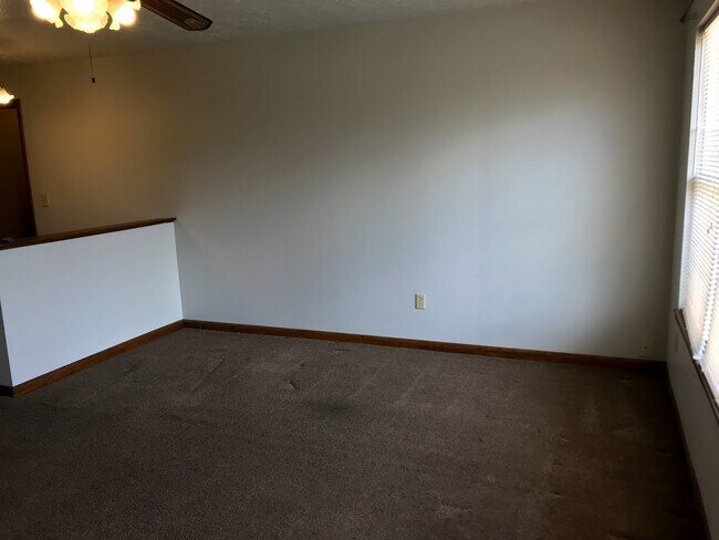 Building Photo - 13676 Caldwell Ln