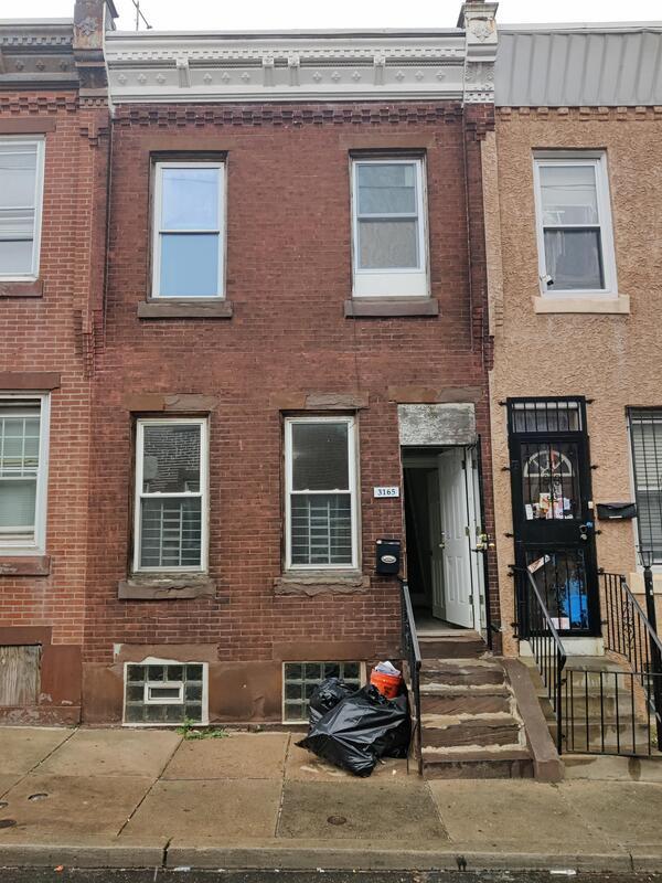 Primary Photo - 3165 Reach St