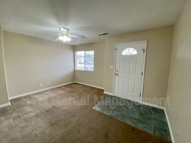 Building Photo - 180 E 100 N