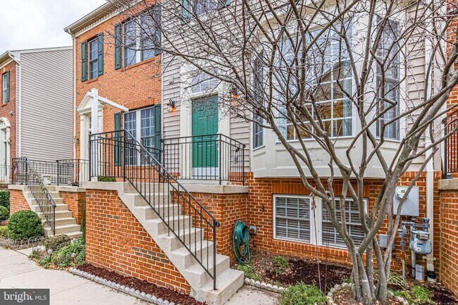 Foto del edificio - 953 Harrison Cir