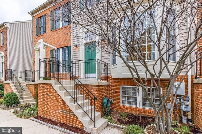 Photo - 953 Harrison Cir Townhome