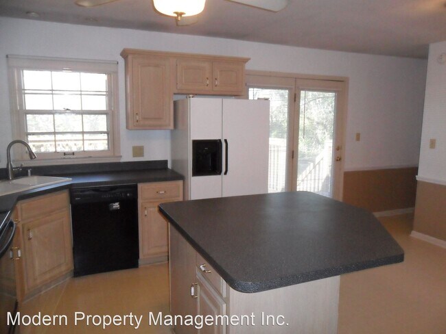 Building Photo - 4 br, 2 bath House - 3267 Aqueduct Drive