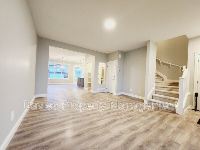 Photo du bâtiment - 1693 Cavanagh blvd SW