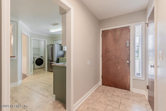 Foto del edificio - 8330 Cross Timbers Dr W