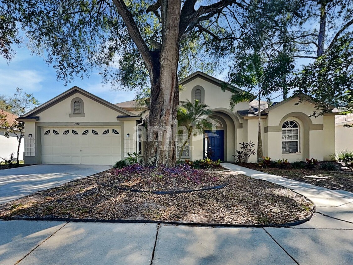 10434 Ashley Oaks Drive Unit 1 House Rental in Riverview, FL