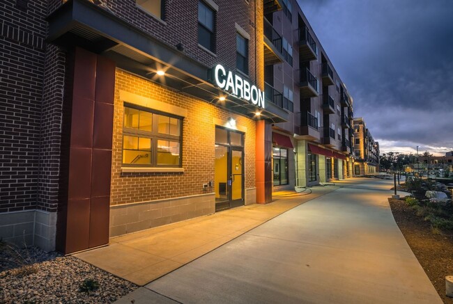 Building Photo - Carbon
