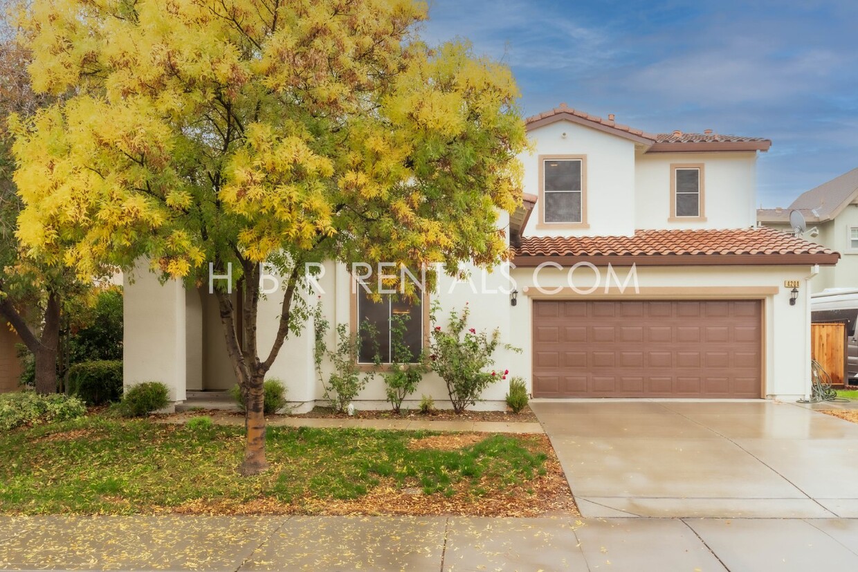 Primary Photo - **SOLAR** Spacious 5-Bedroom Gem with 3 Fu...