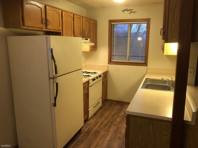 Foto del edificio - 4751 Circle Shore Dr SE