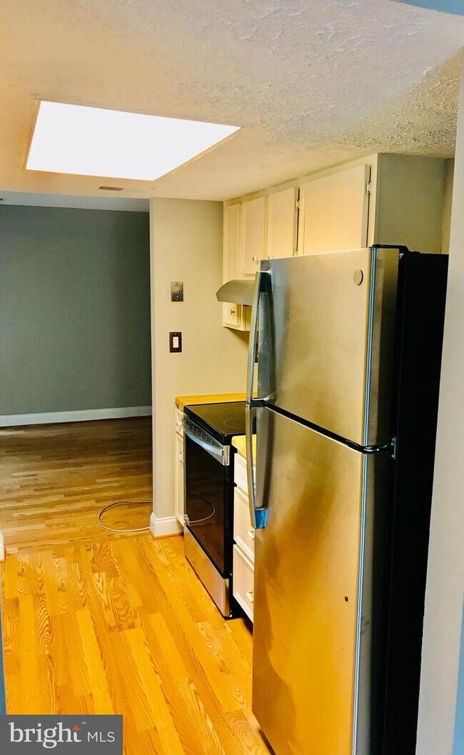 2 Valley Park Ct, Damascus, MD 20872 Townhouse for Rent in Damascus