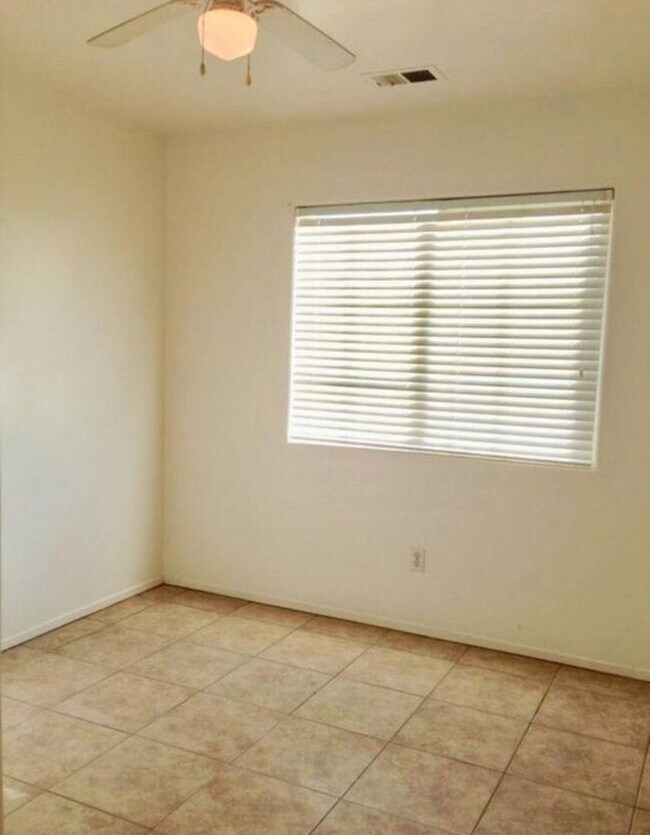 Foto del edificio - Northwest Bakersfield Rental – Available Now