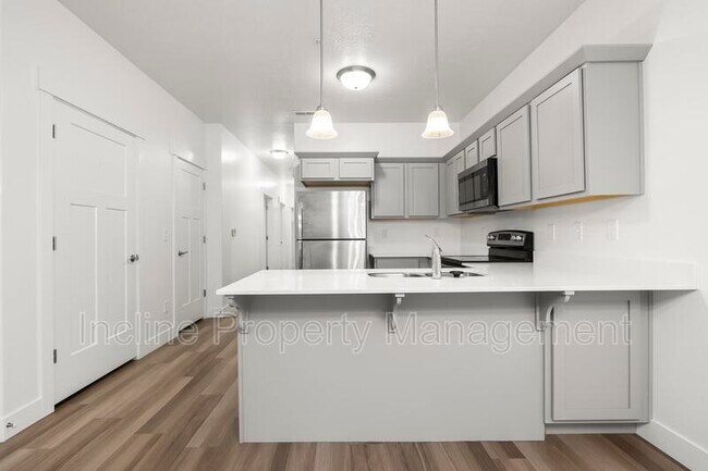 Foto del edificio - 752 N 260 W