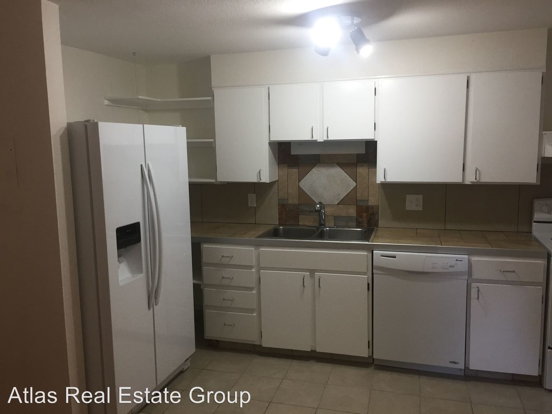Foto principal - 13034 E 14th Ave