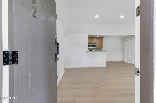 Foto del edificio - 1202 Landsburn Cir