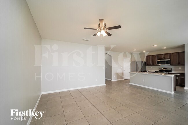 Foto del edificio - 1622 SW 27th St